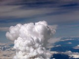 火山噴發(fā)景象似核爆炸