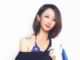 高中校服的性感裝扮