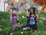 “偽娘團”亮相牡丹園
