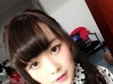 長發(fā)美少女撞臉李宇春
